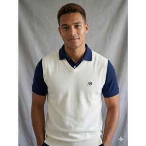 Chaps Mens V-Neck Sweater Vest Medium M Cream Off White 100% Cotton Crest Logo